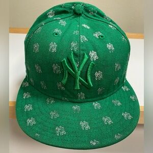 New York Yankees cap